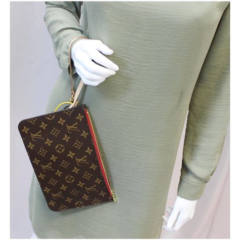 louis vuitton wristlet neverfull|louis vuitton monogram neverfull.